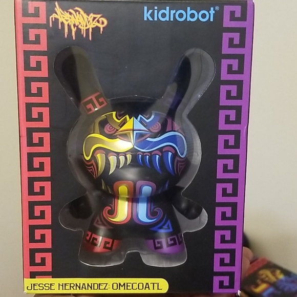 Kidrobot Omecoatl vinyl - Picture 2 of 3